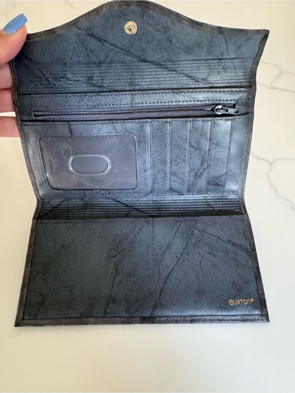 Buxton Heiress Leather Organizer Wallet - Picture 2 of 9